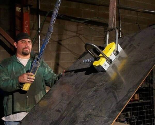 MUSLOT1-10-29.jpg Magswitch MLAY 1000X3 Lifting Magnet #8100403